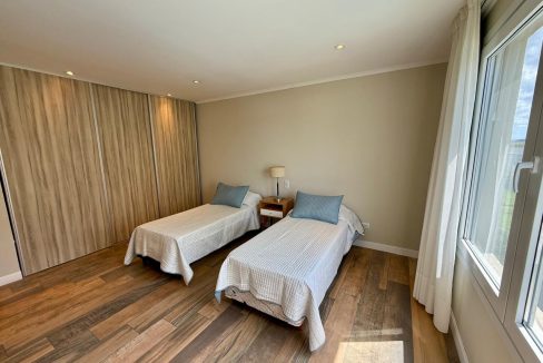 WhatsApp Image 2025-11-09 at 3.23.33 PM (1)